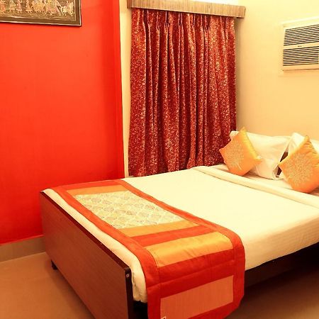 Oyo 3418 Hotel Amit Kolkata Exterior photo